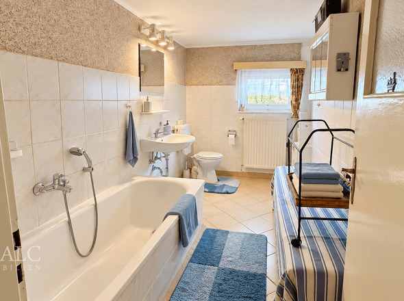 Badezimmer KG