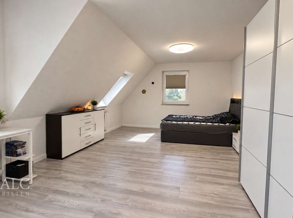 Zimmer I OG - Einliegerwohnung 