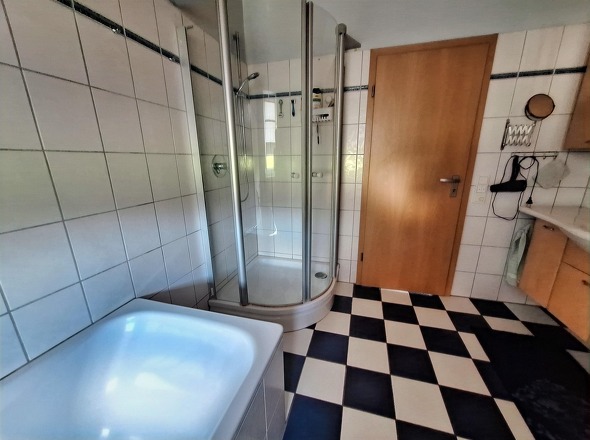 Bad/Dusche