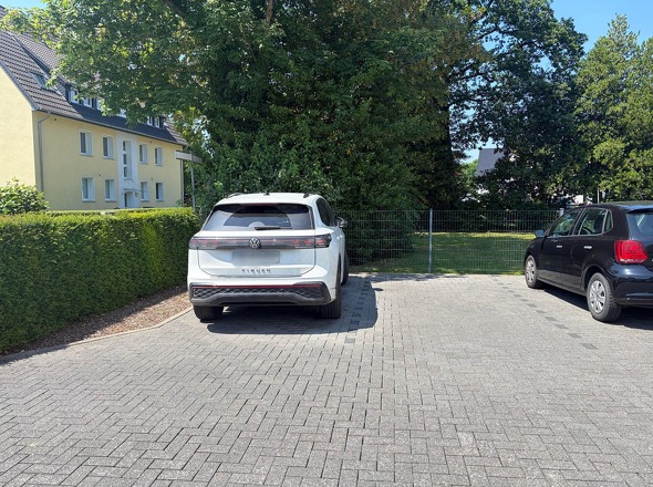 Zwei Stellplätze für Ihren Fuhrpark