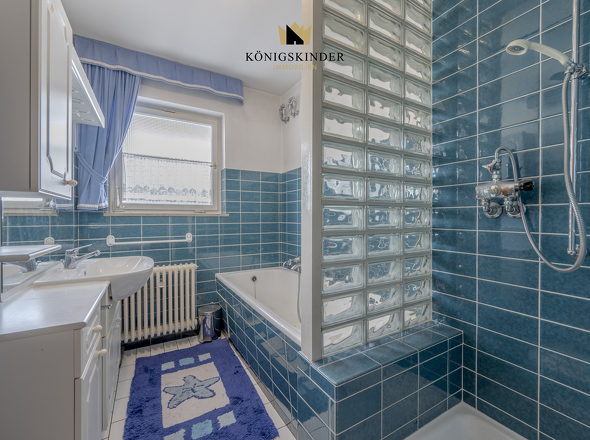 Badezimmer EG