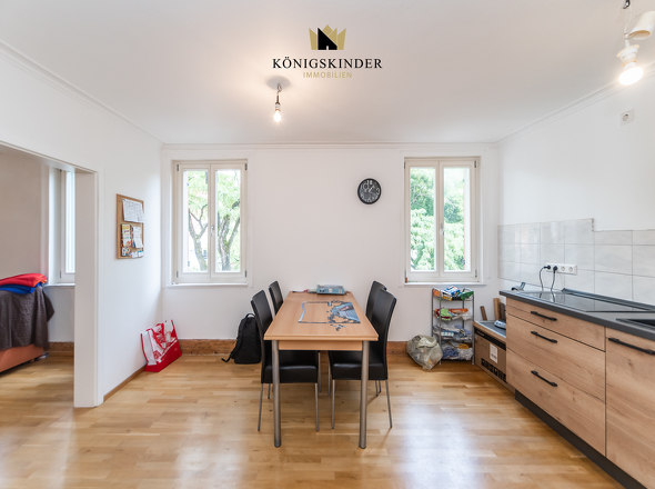 Küche mit Essbereich