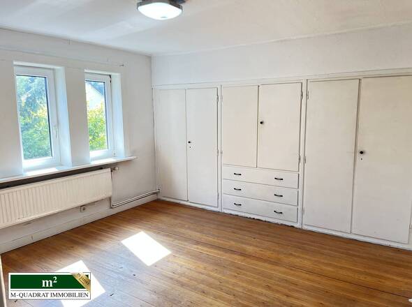 Einbauschrank in Zimmer 
