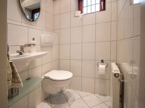 Erdgeschoss: Gäste-WC