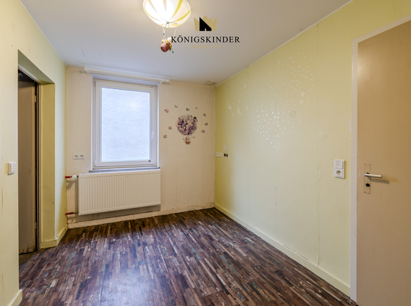 Kinderzimmer /Büro