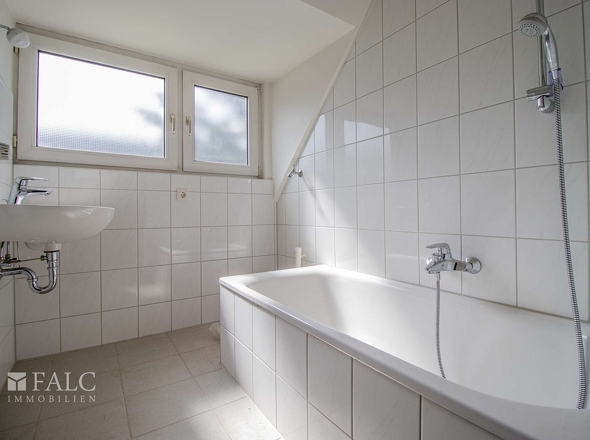 Modernes Badezimmer