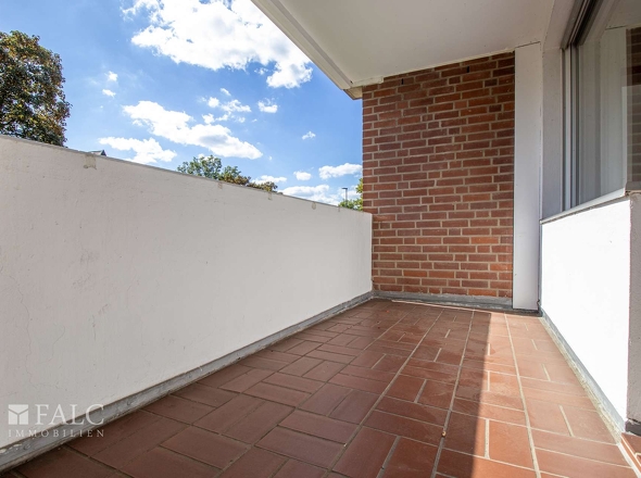 Geräumige Loggia 