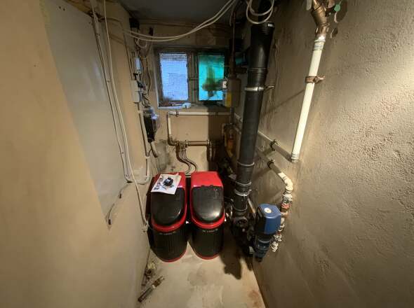 moderne Wasserenthärtungsanlage ist bereits eingebaut