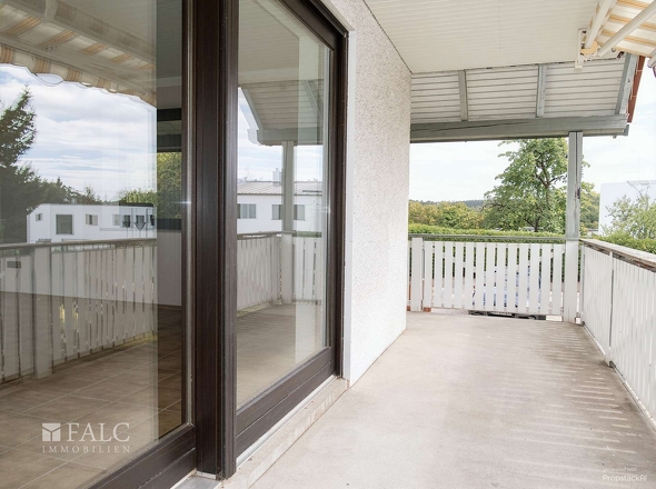 EG: Süd-Loggia-L-Balkon