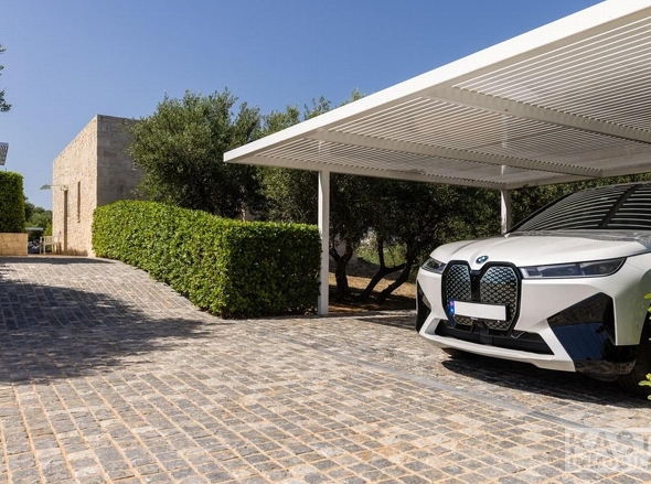 Carport