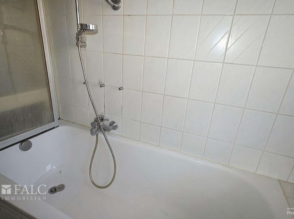 Badezimmer - (KI generiert)