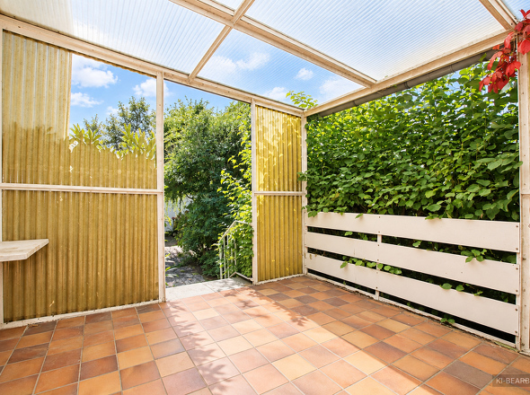 Terrasse mit Zugang zum Garten