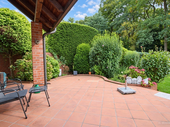 Terrasse mit Gartenblick